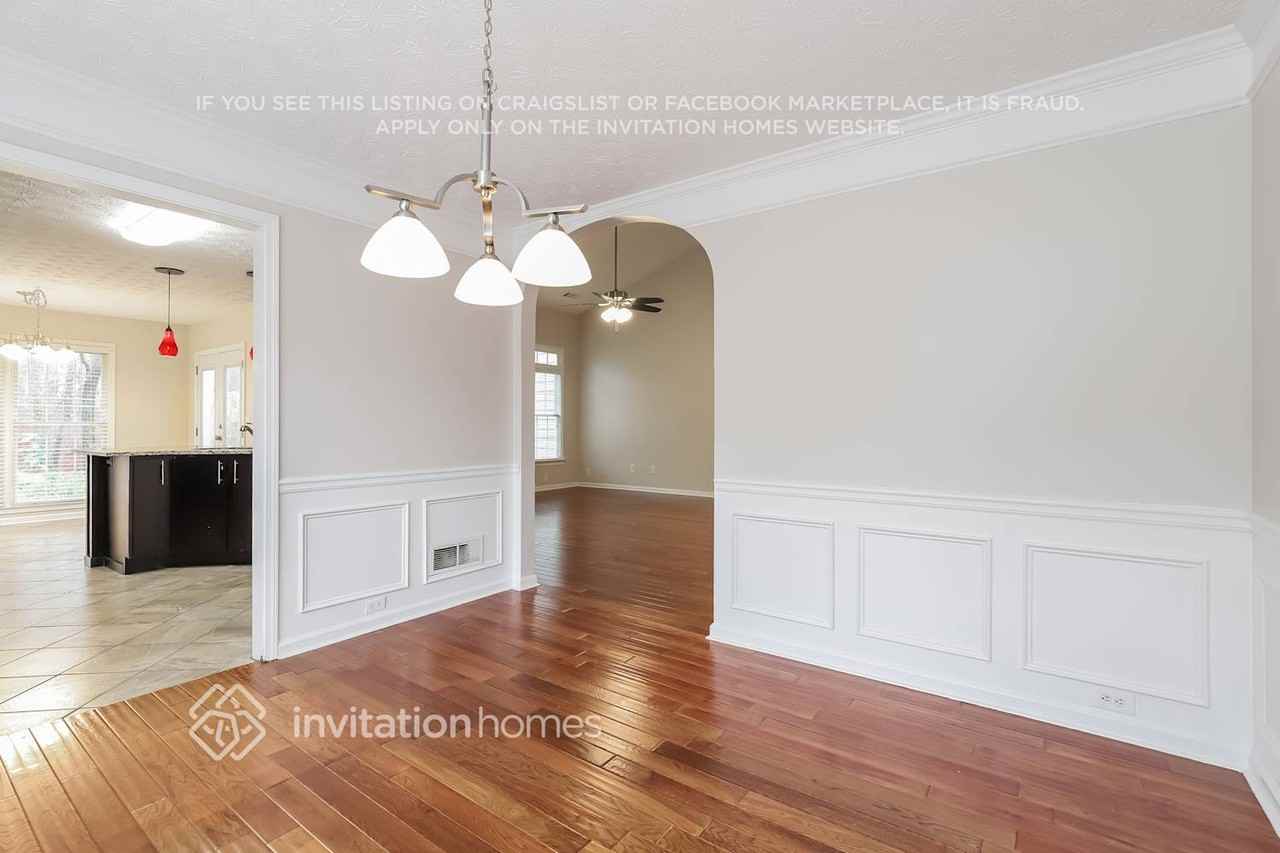 1765 Clayton Cir - Photo 4 of 16