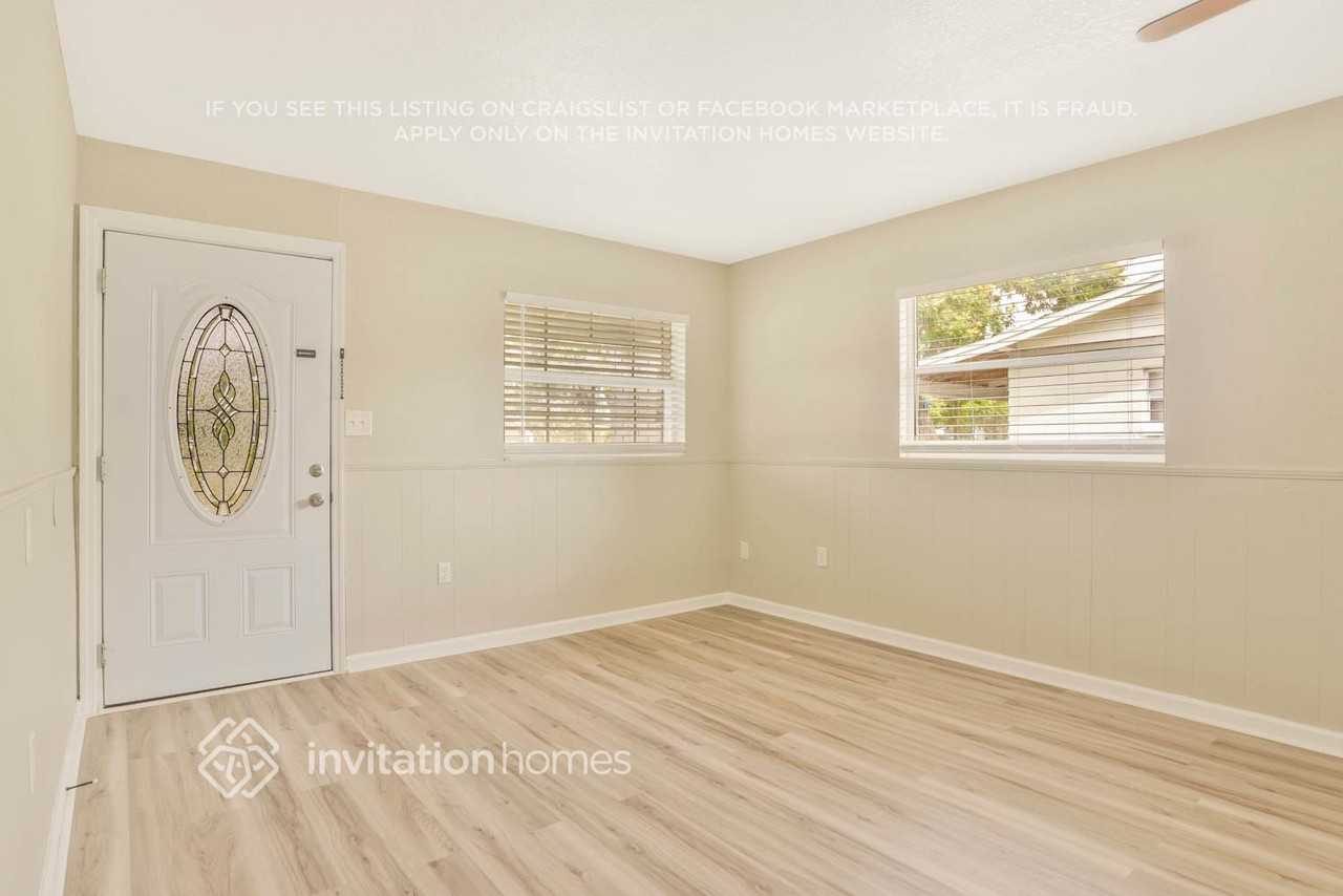 613 Ridgefield Ave - Photo 2 of 19