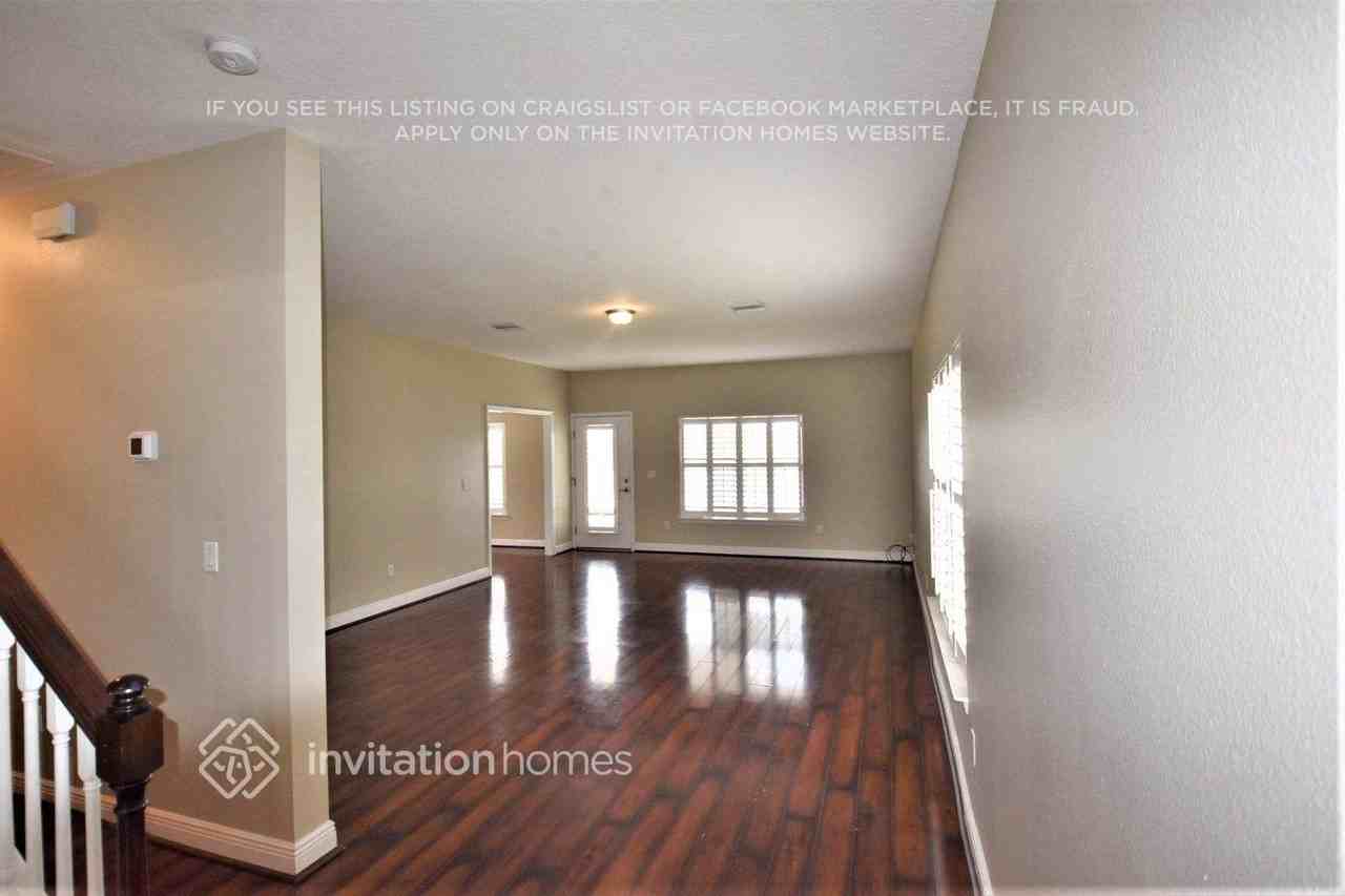5412 Cordgrass Bend Ln - Photo 3 of 14