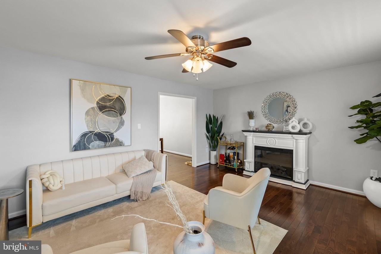 305 Boise Ln - Photo 2 of 48