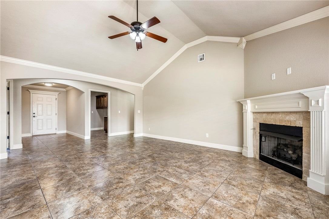 2907 Sw Tanglewood Ave - Photo 5 of 25