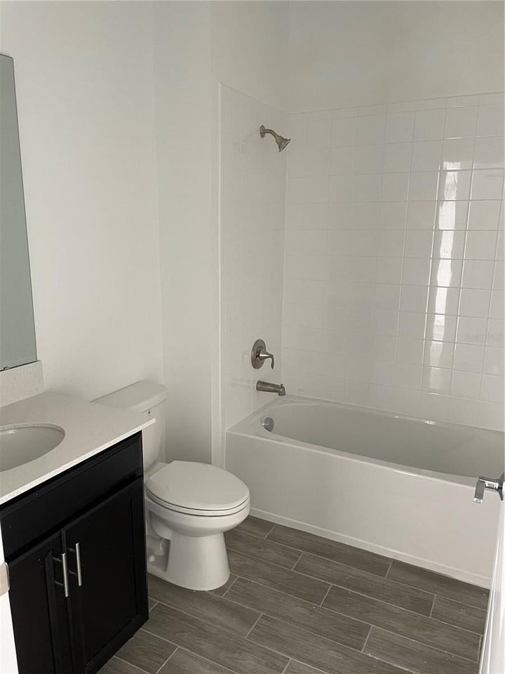 7152 Dilly Lake Ave - Photo 6 of 40