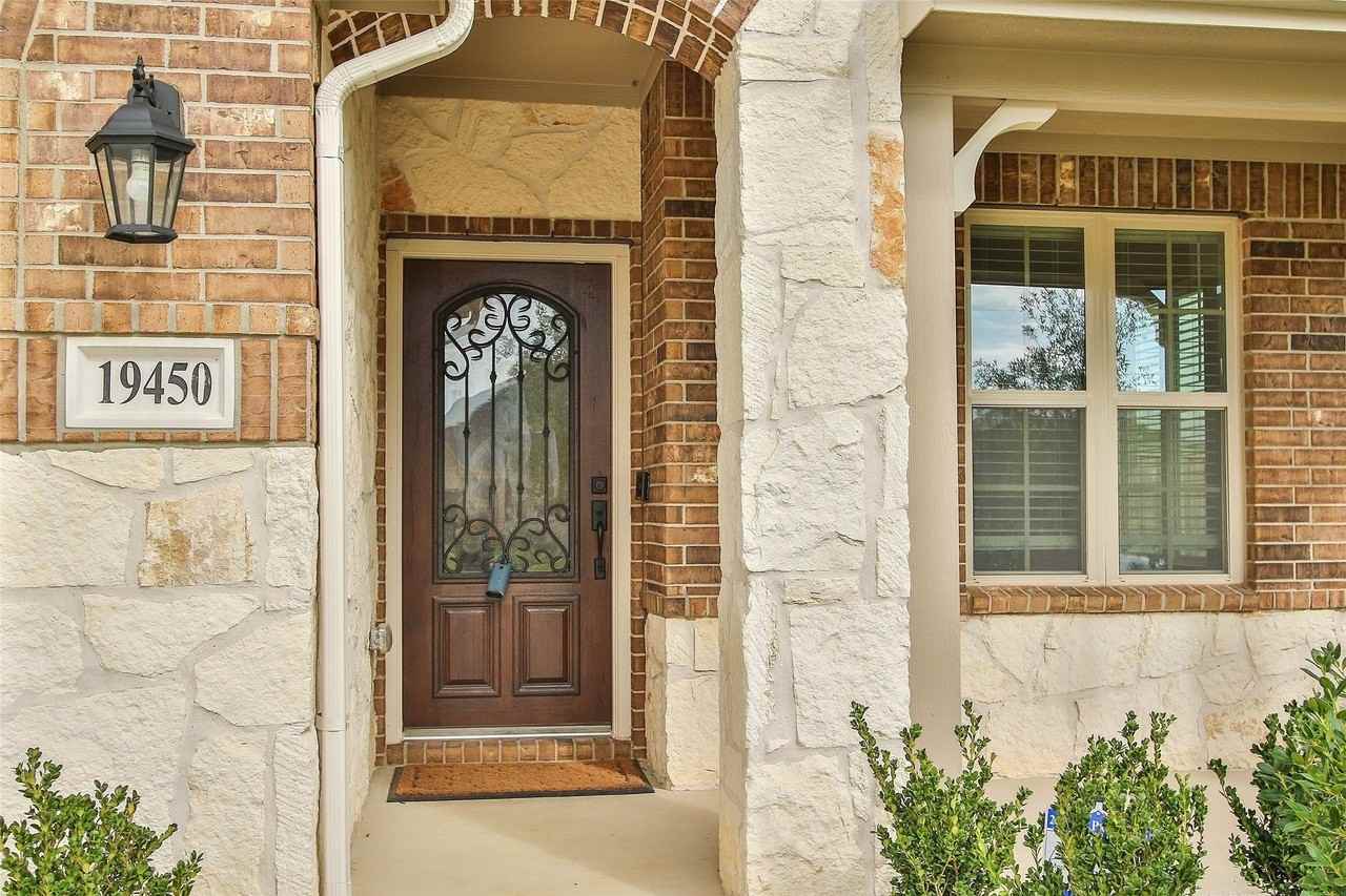 19450 Tobiano Park Dr - Photo 4 of 30