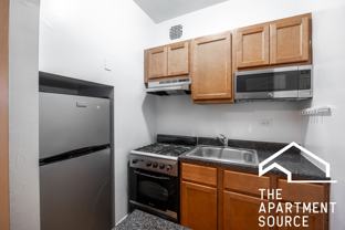 948 W Cuyler Ave #305 - Photo 1 of 1