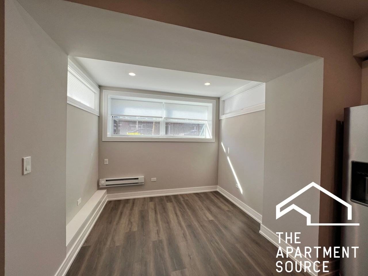 706 W Grace St #GDN - Photo 4 of 10
