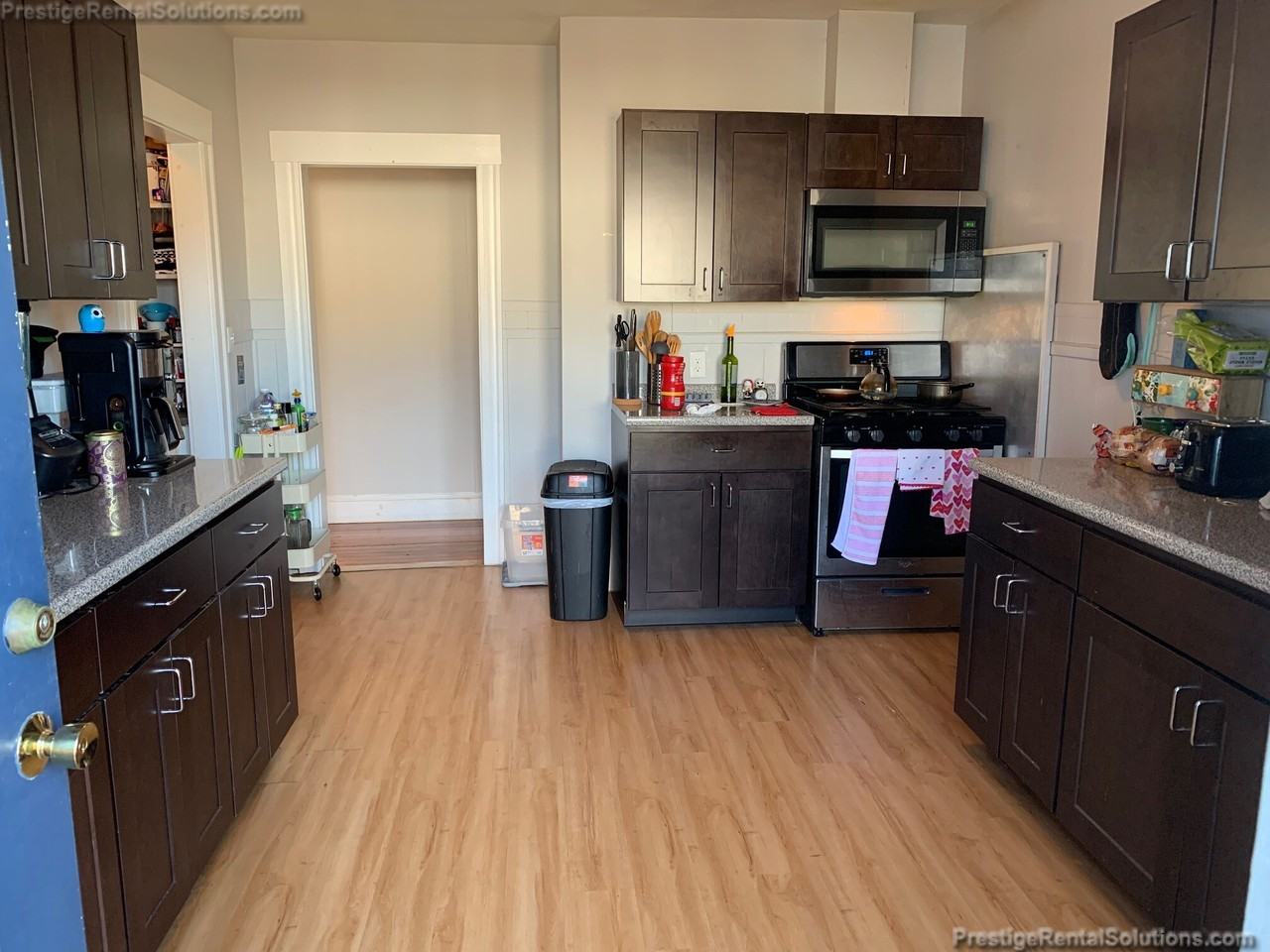 Nichols Ave #A - Photo 2 of 24