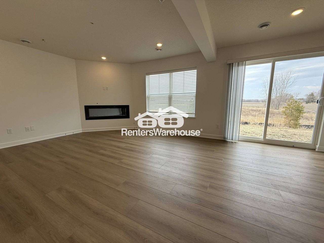 12449 124th Ave - Photo 2 of 24