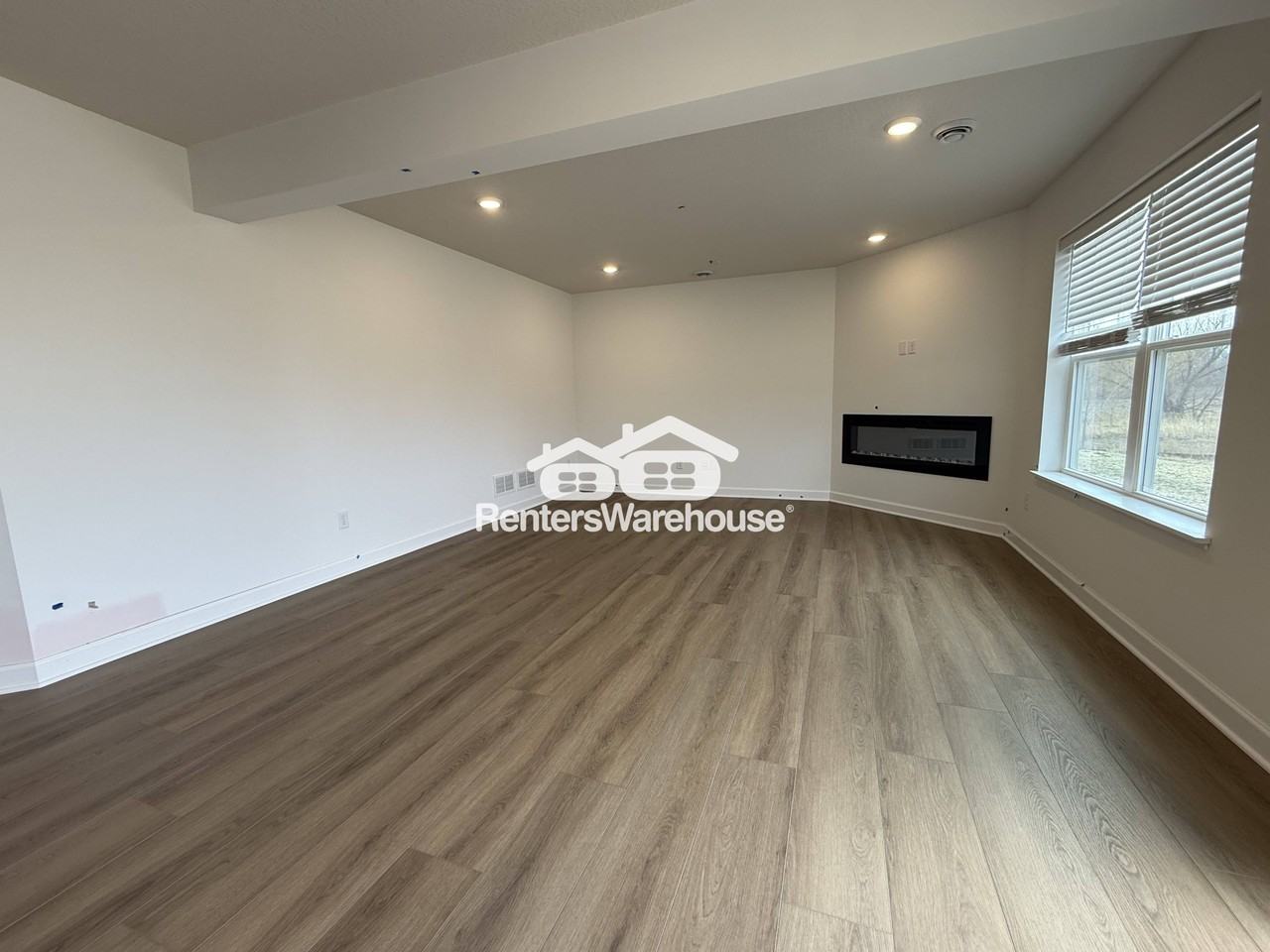 12449 124th Ave - Photo 3 of 24