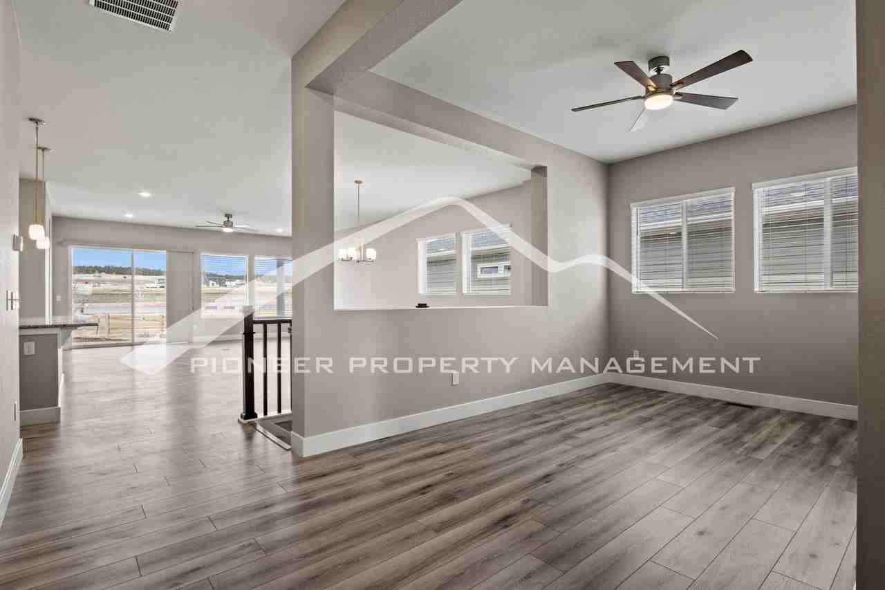 6524 Courtland Pl - Photo 3 of 29