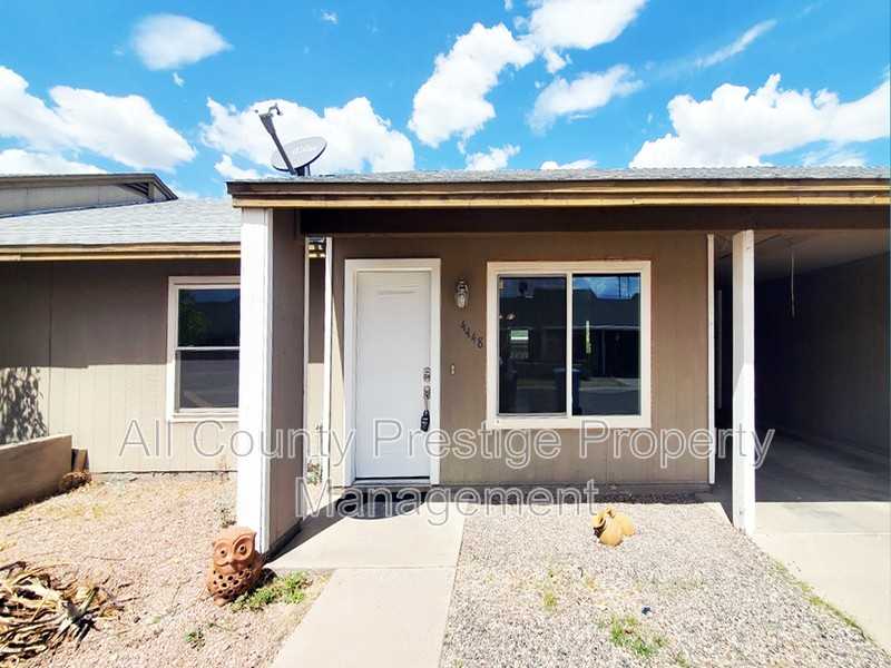 4448 E Fremont St - Photo 2 of 34