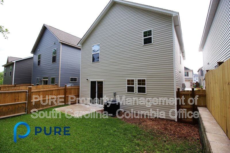 633 Dawsons Park Way - Photo 4 of 35