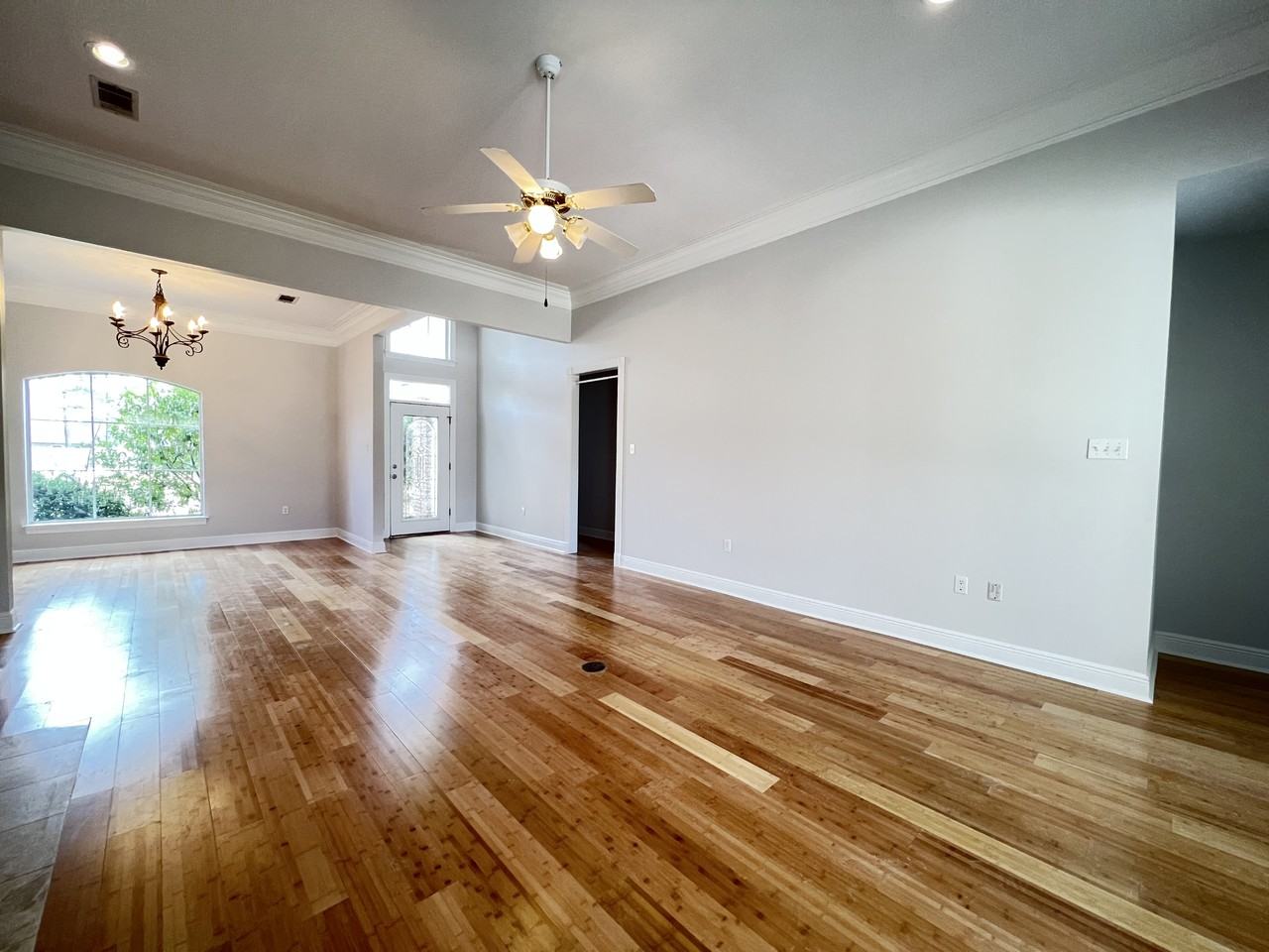 3132 White Shadows Dr - Photo 5 of 26