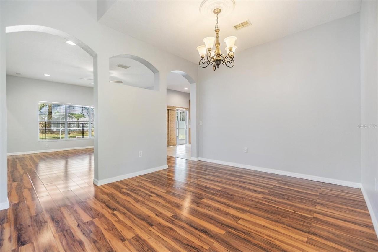 22819 Eagles Watch Dr - Photo 3 of 37