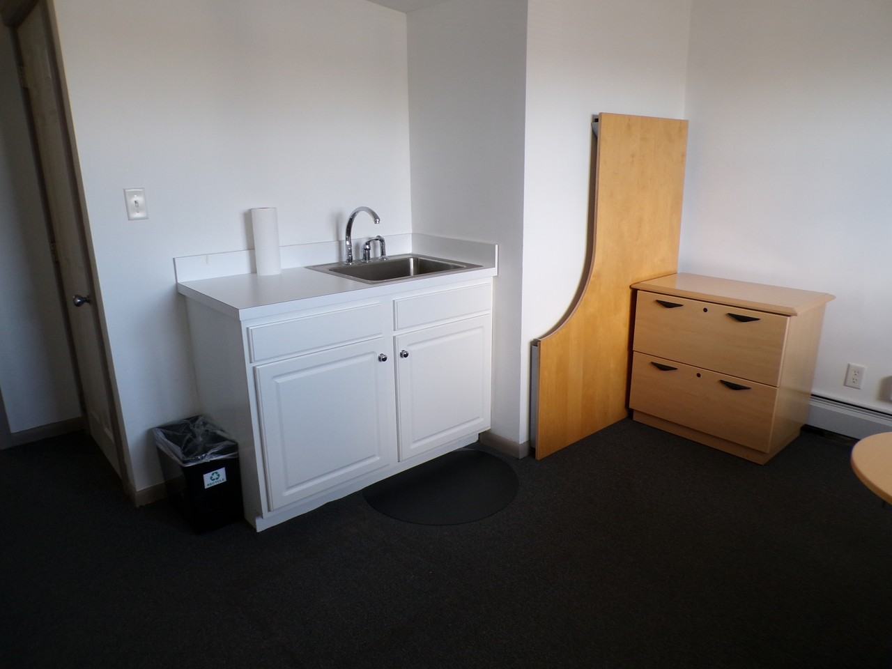 2417 Lancaster Ave - Photo 2 of 15