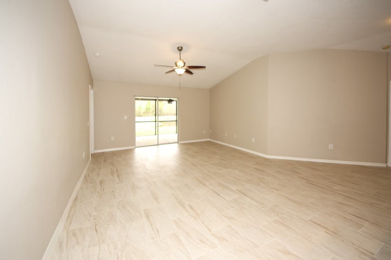 12229 Luftburrow Ln - Photo 3 of 35