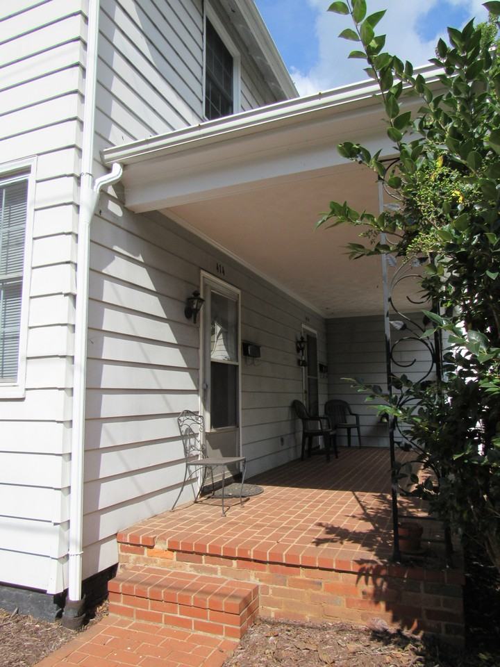 414 S East St - Photo 2 of 7