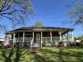 featured image of 148 Family Hill Ln