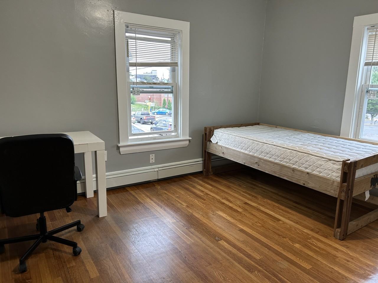 21 Weston St - Photo 4 of 10