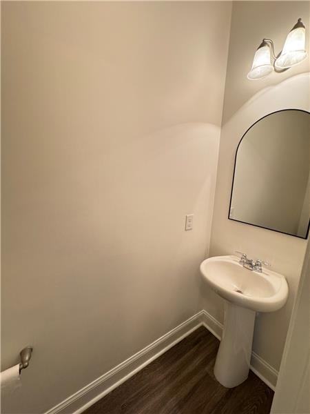 110 Regis Way - Photo 3 of 19
