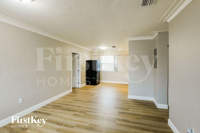 17201 Nw 32nd Ave - Photo 2 of 16