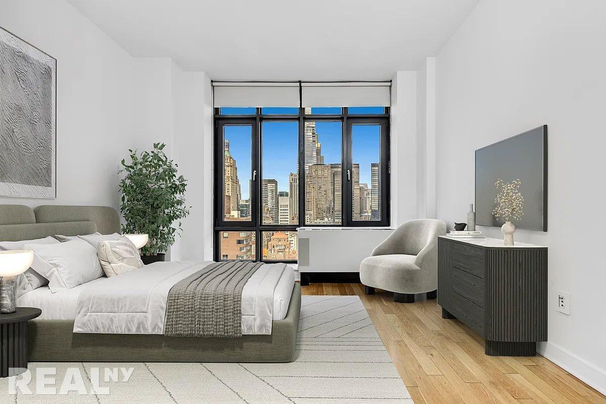 E 34th St #27E - Photo 2 of 10