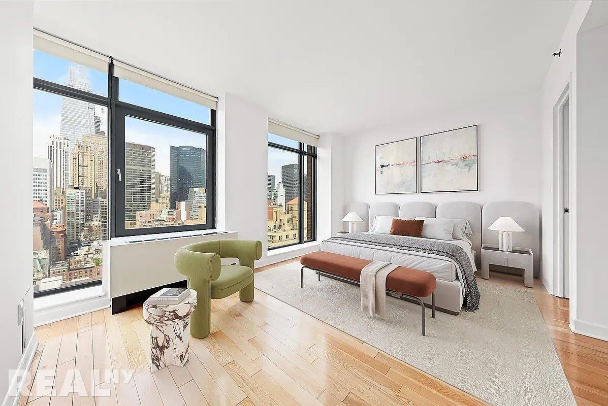 E 34th St #17D - Photo 3 of 10