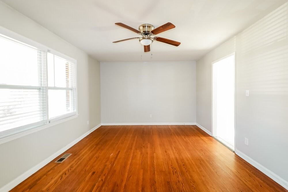 629 16th Terrace Cir Nw - Photo 6 of 17