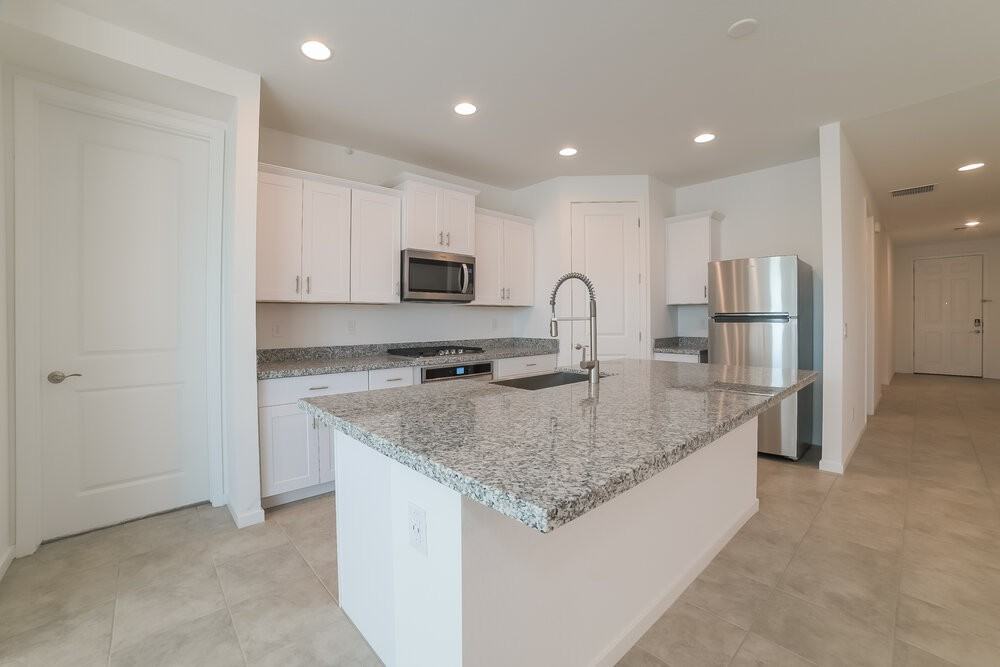 5643 W Walatowa St - Photo 6 of 16