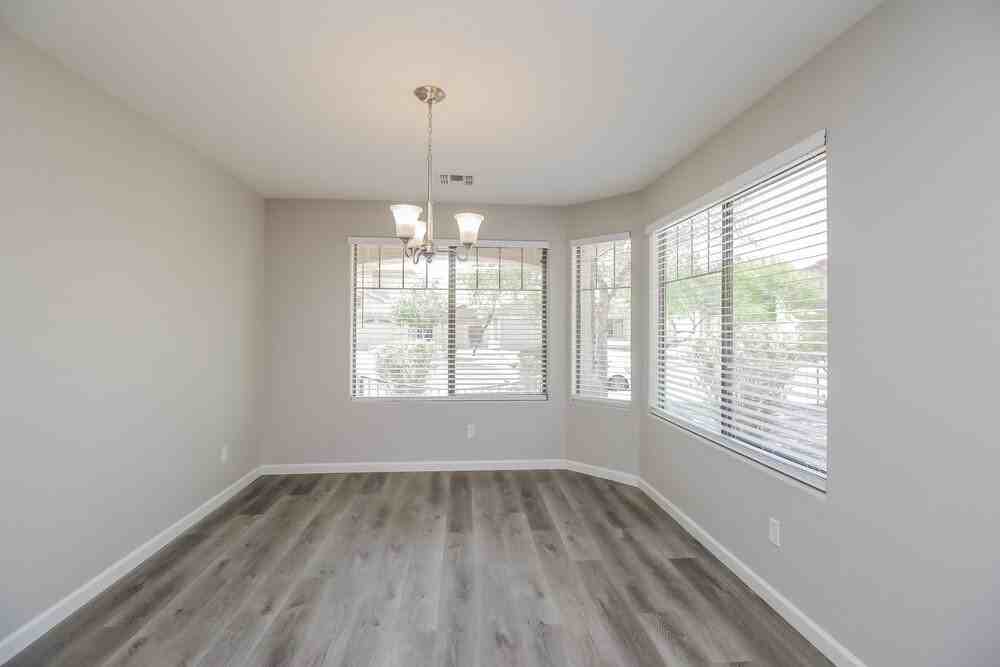 4340 W Alta Vista Rd - Photo 5 of 16