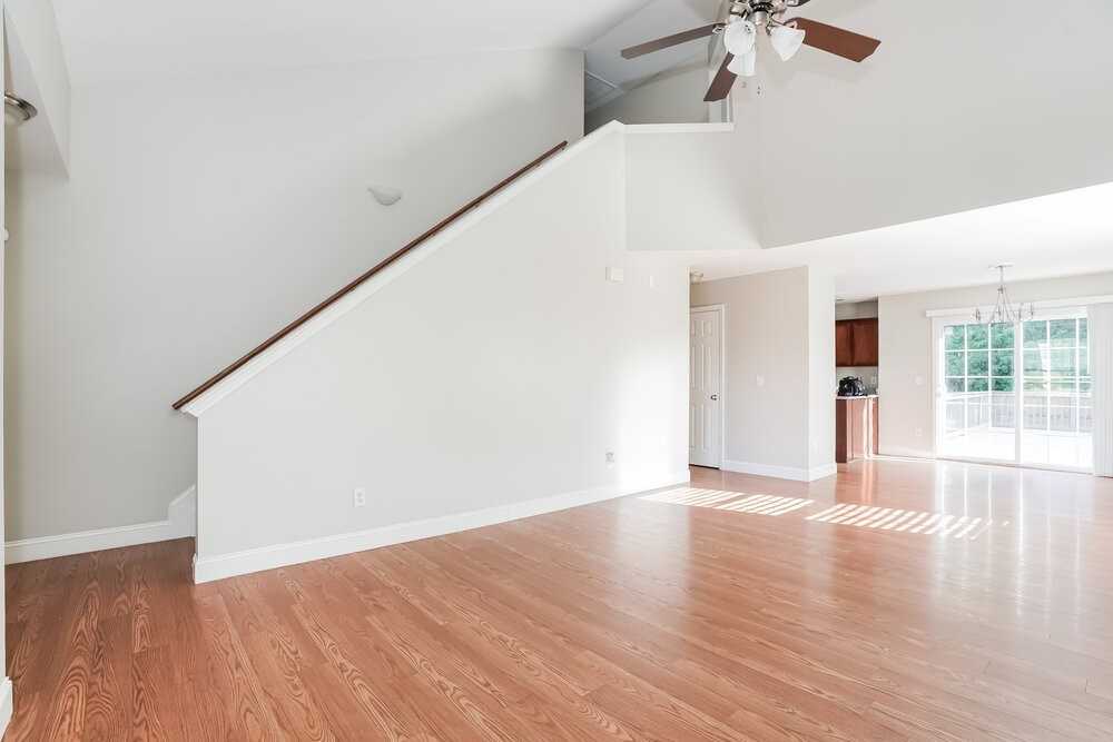 5037 Timber Trail Dr - Photo 5 of 17