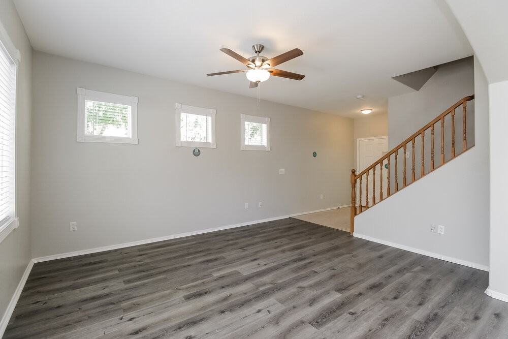 4223 E Sheffield Ave - Photo 4 of 17