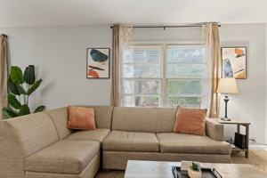 featured image of 1217 Woodbridge Dr