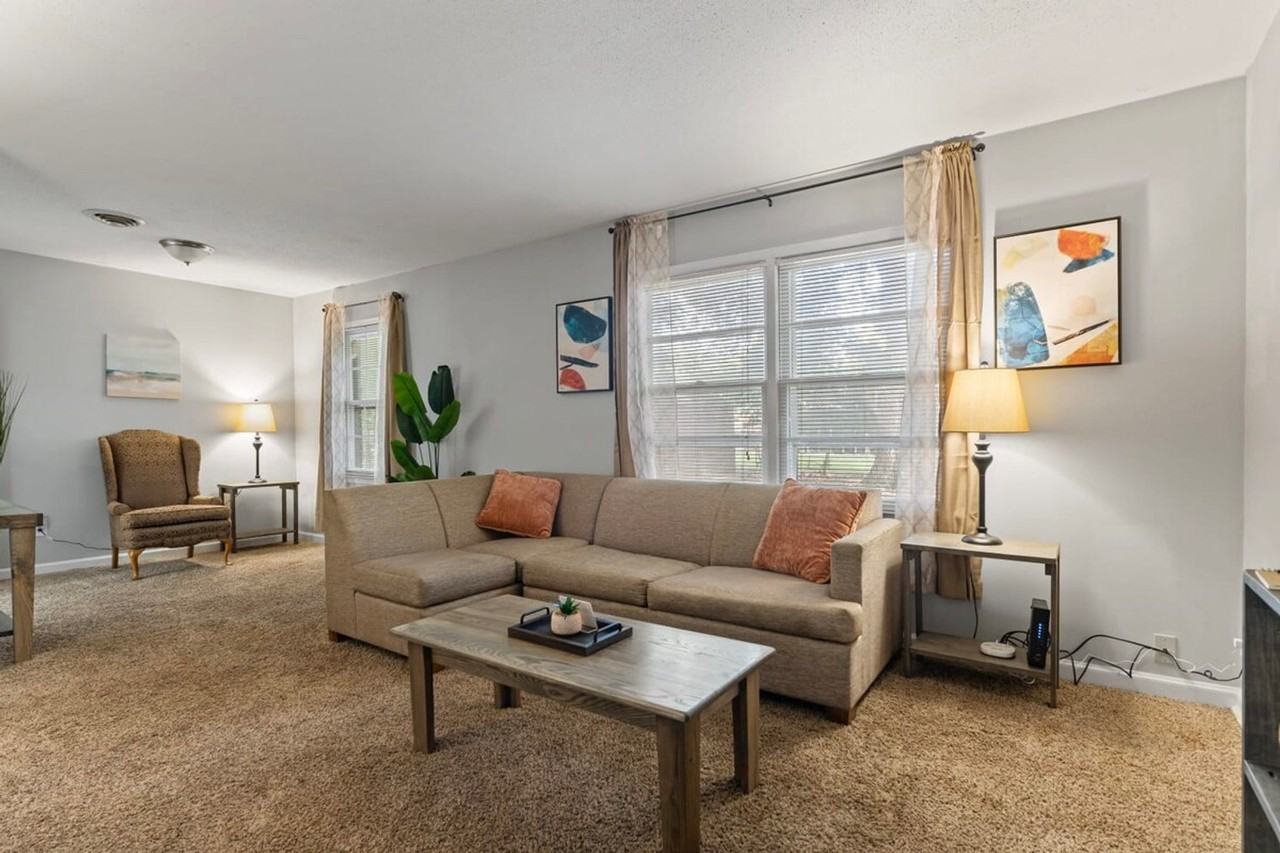 1217 Woodbridge Dr #1043843P - Photo 4 of 50