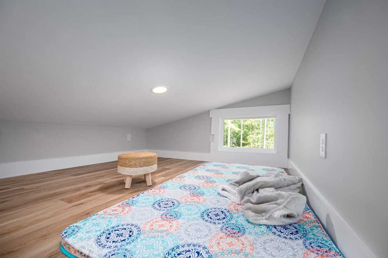 288 Stonewall Road - Photo 5 of 135