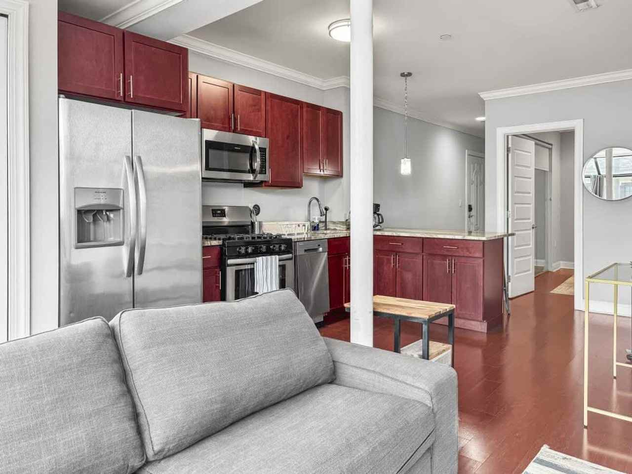 606 South 2nd Street - Photo 2 of 25