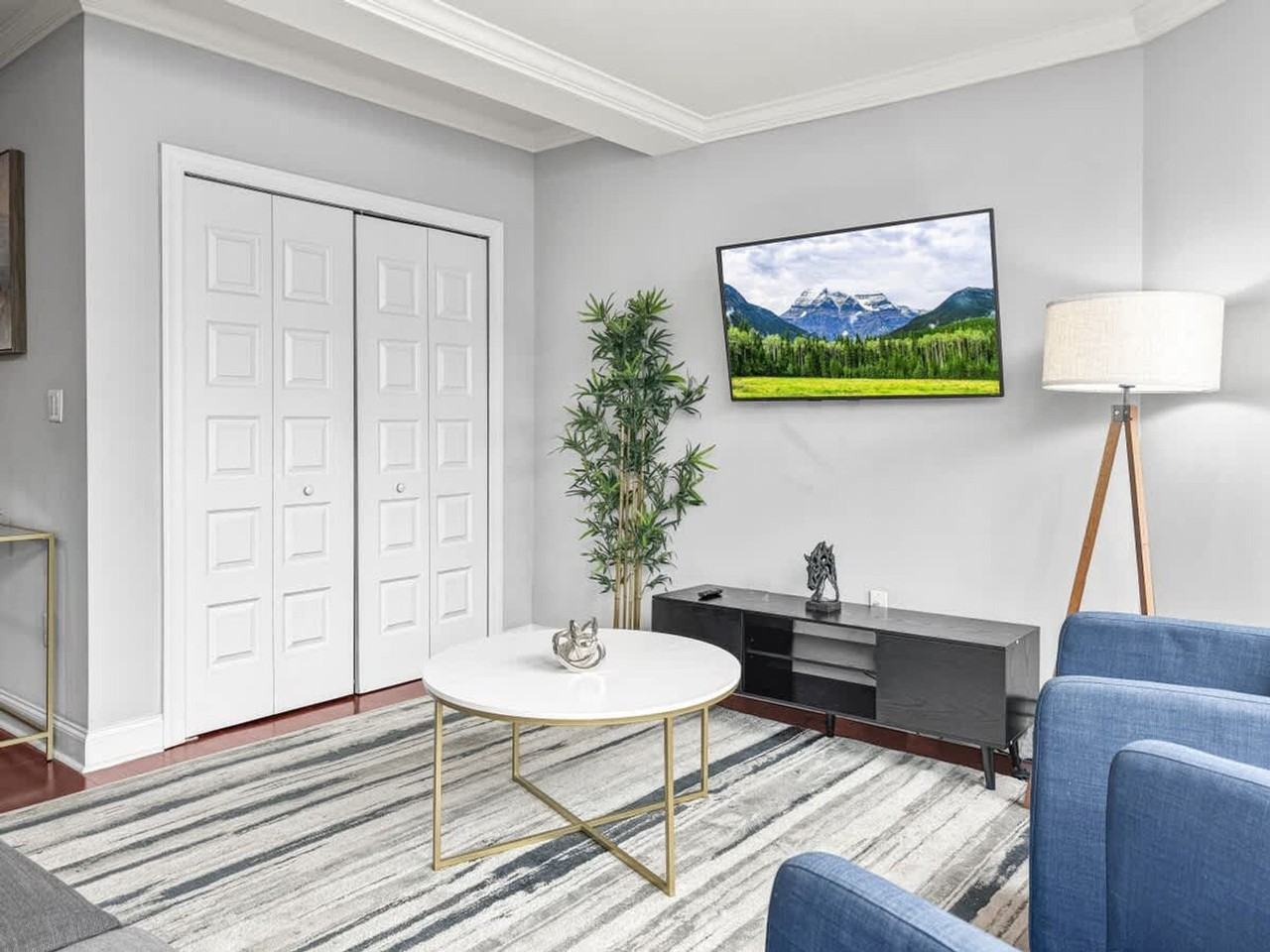 606 South 2nd Street - Photo 3 of 25