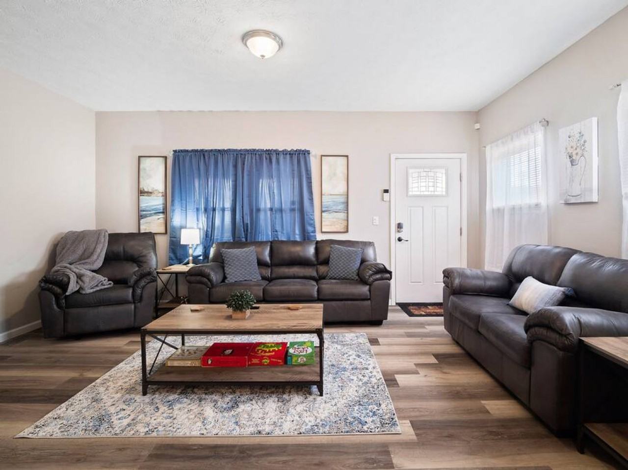 1415 W 57th St #1061205P - Photo 3 of 37