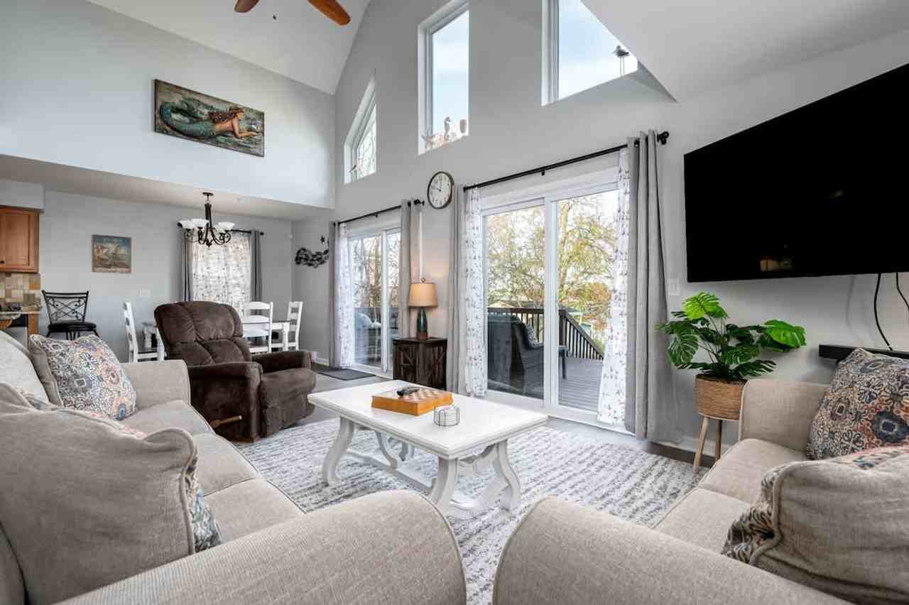 804 Oakleigh Beach Road #1061330P - Photo 2 of 50