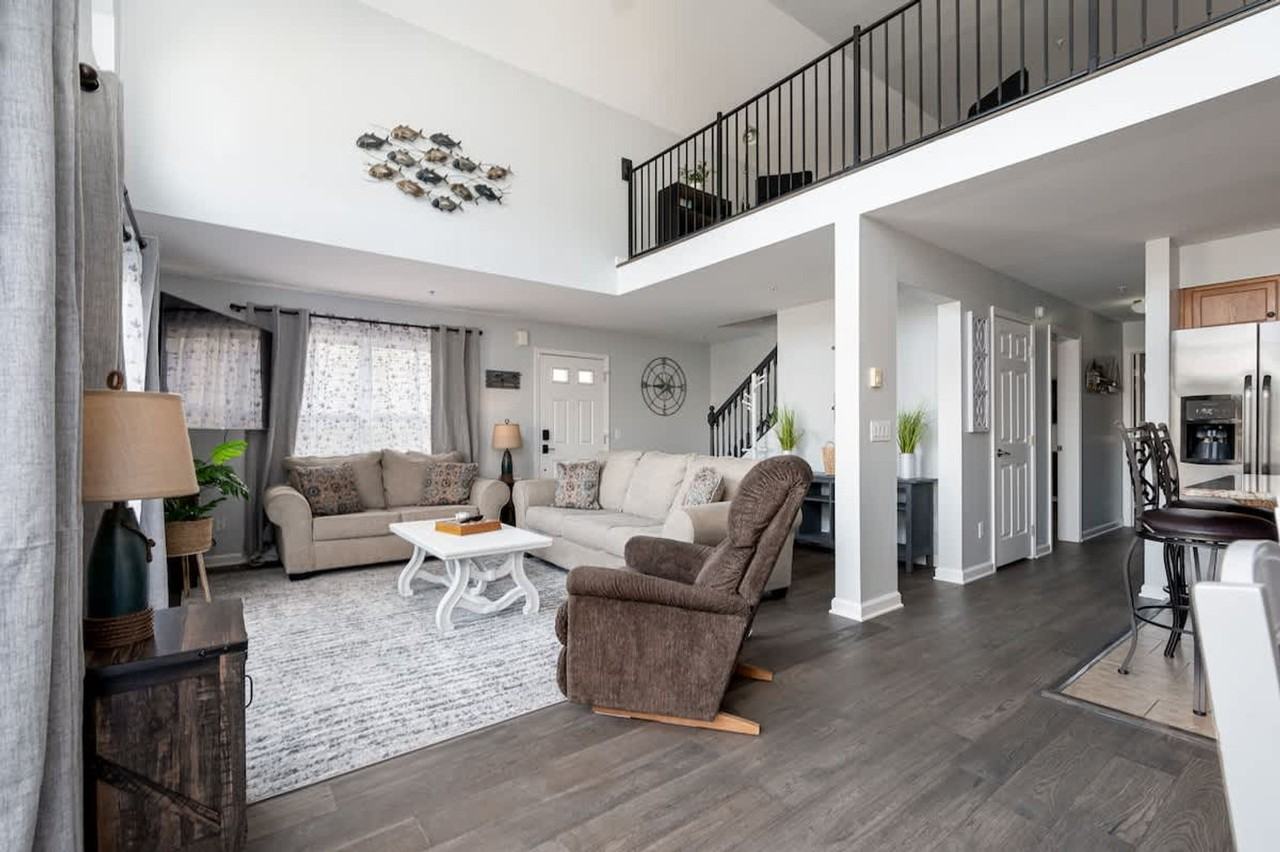 804 Oakleigh Beach Road #1061330P - Photo 5 of 50