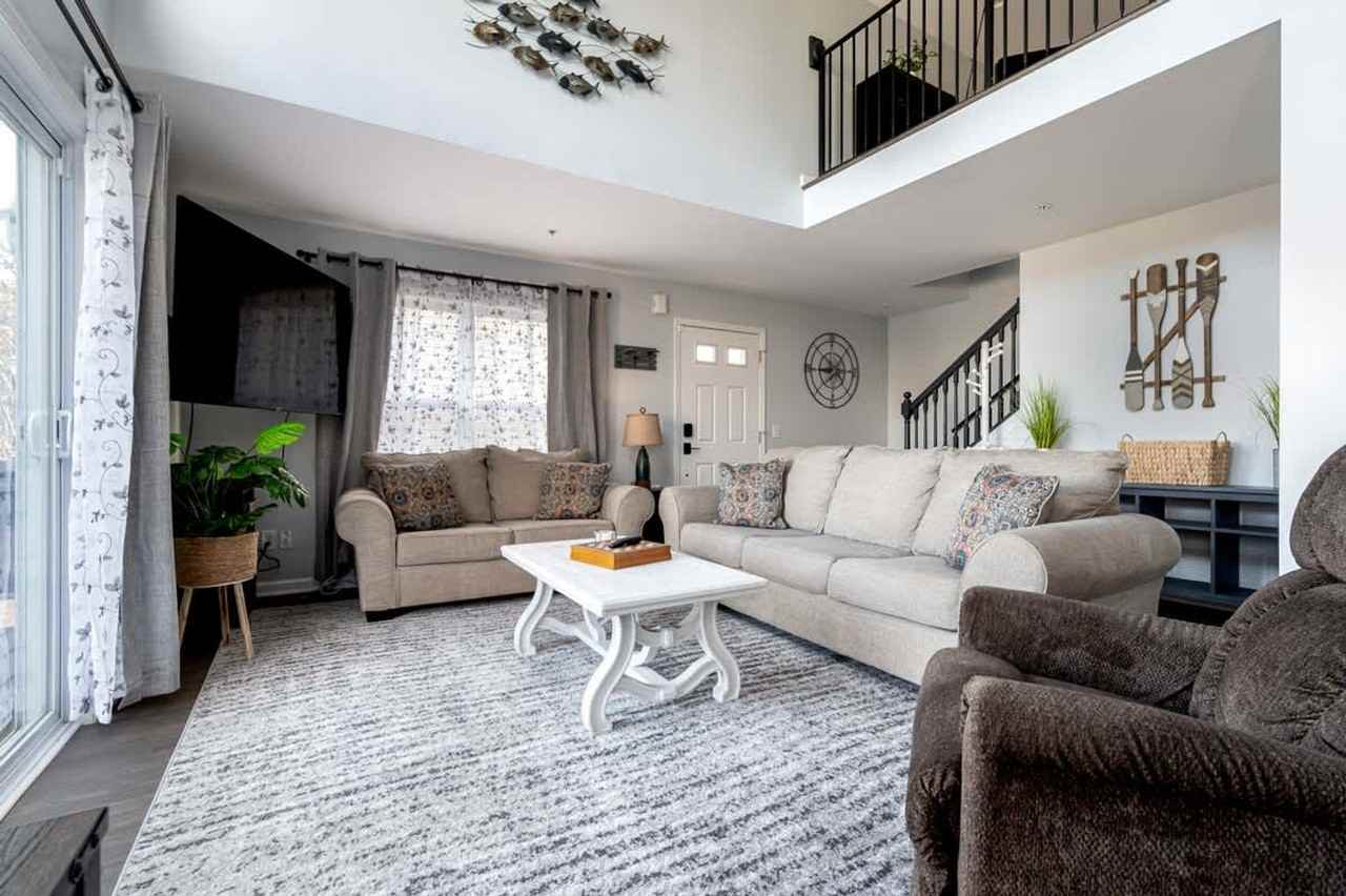 804 Oakleigh Beach Road #1061330P - Photo 6 of 50