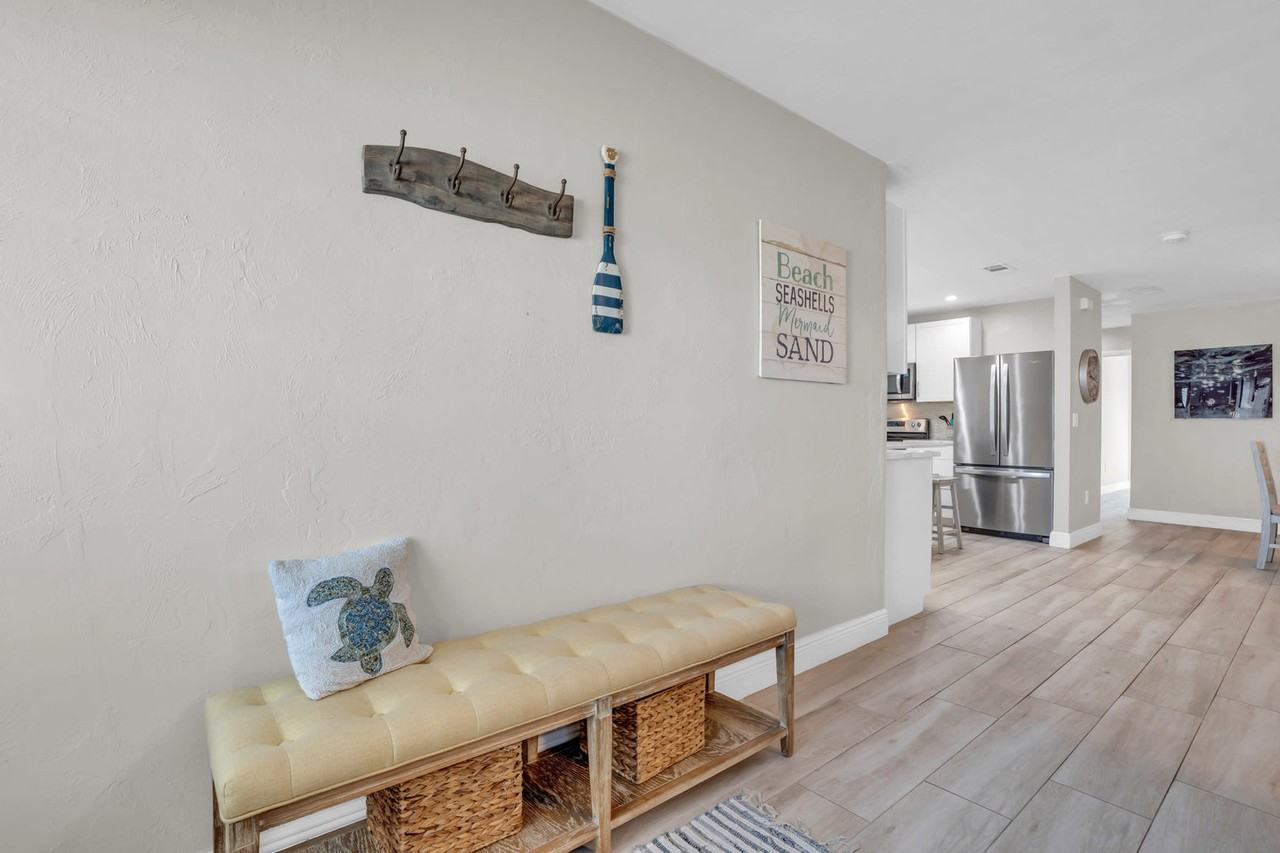 612 106th Ave N #1073496P - Photo 7 of 39