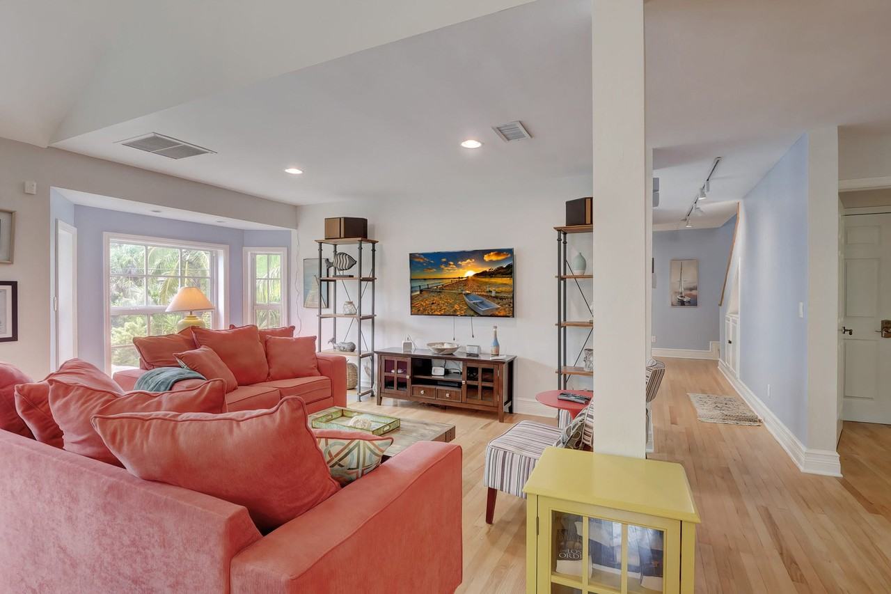 5731 Marimin Dr #1073514P - Photo 4 of 43