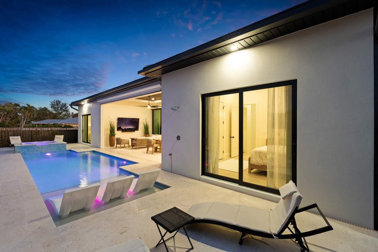 745 103rd Ave N #1073567P - Photo 5 of 50