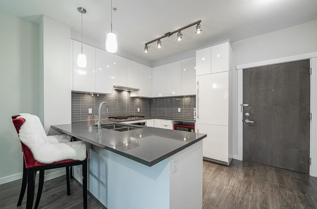 9366 Tomicki Avenue - Photo 2 of 19