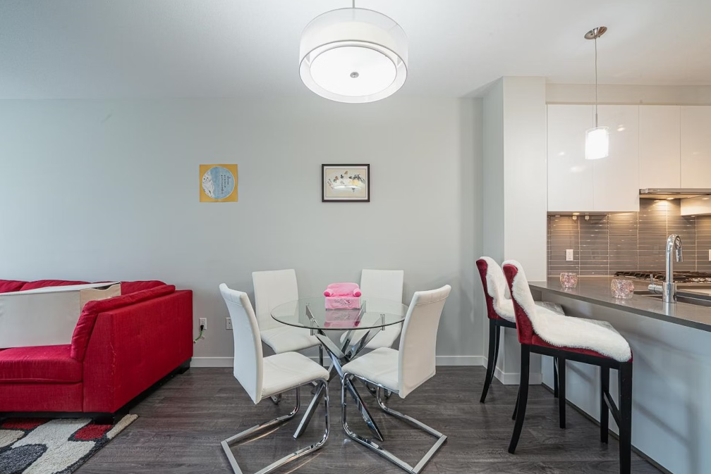 9366 Tomicki Avenue - Photo 7 of 19