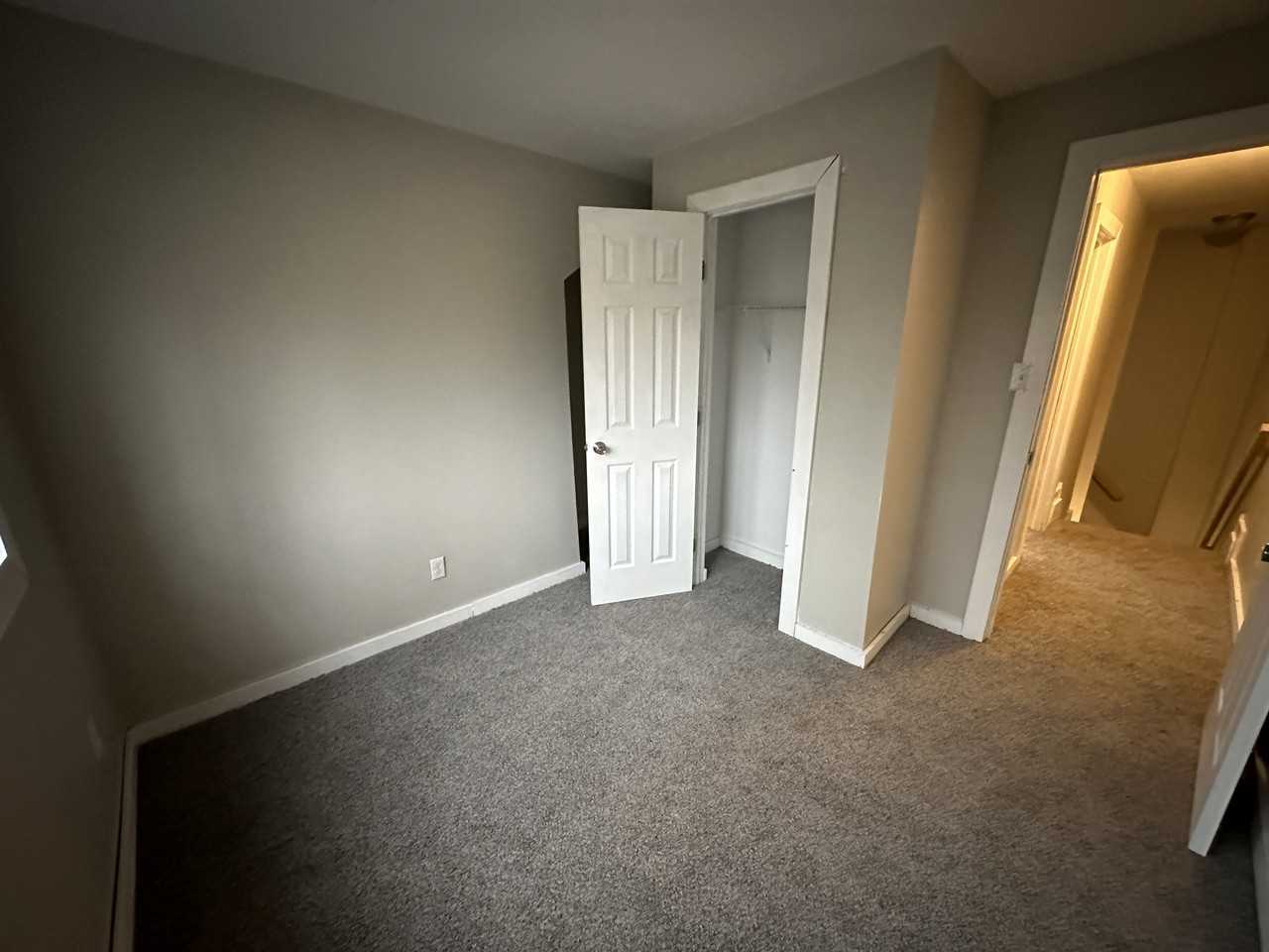 466 Dearborn Avenue - Photo 6 of 21