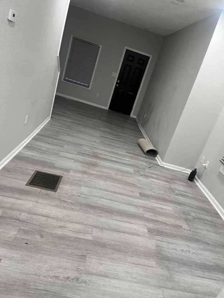 466 Dearborn Avenue - Photo 3 of 21