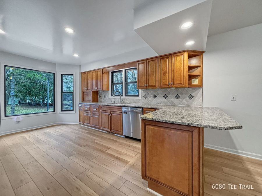 6080 Tee Trl - Photo 3 of 31