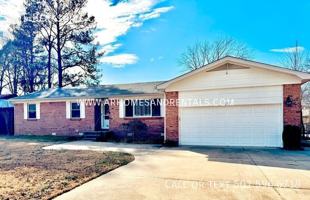 featured image of 115 Berkshire Cir