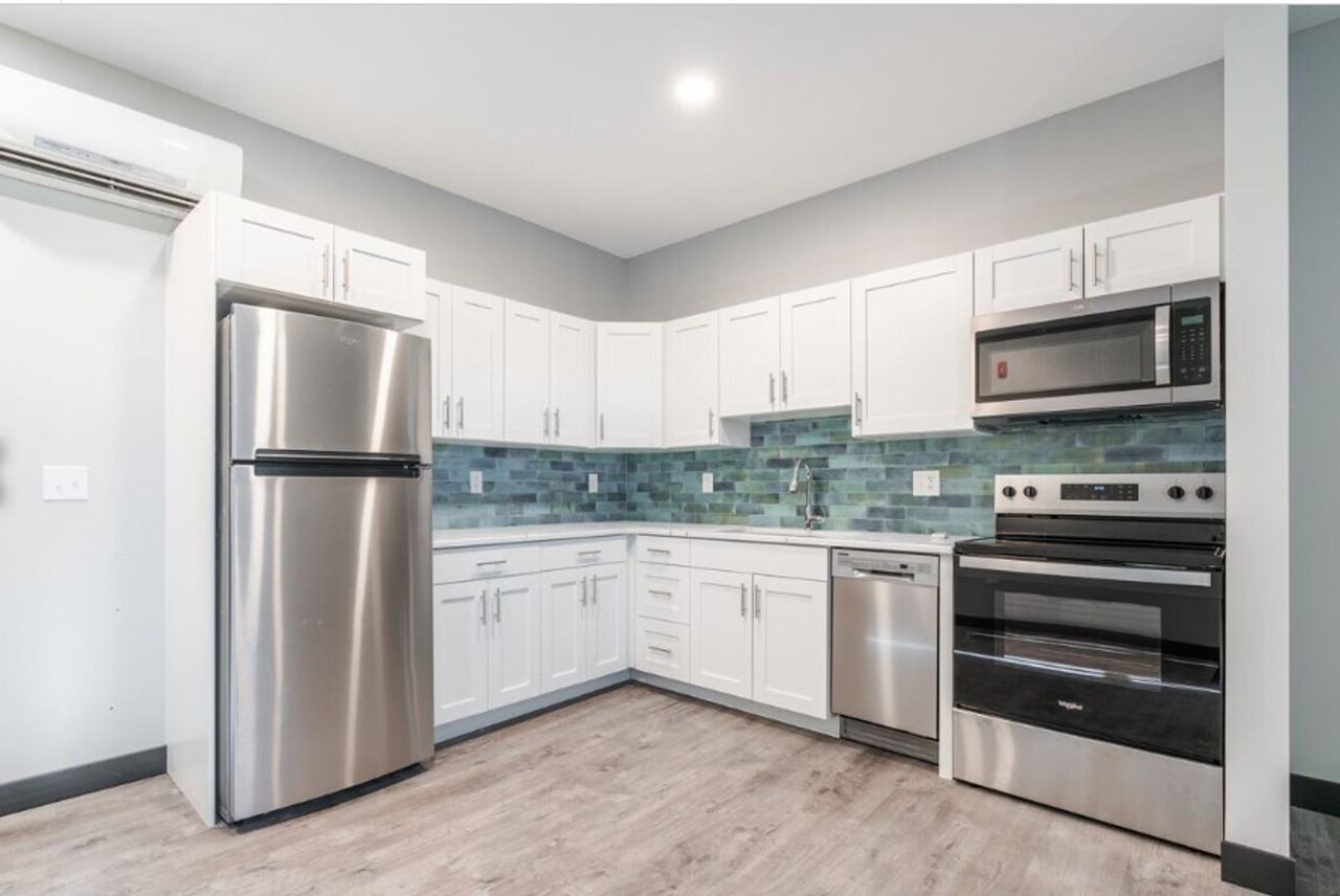 Market Street Apartments - Photo 2 of 4